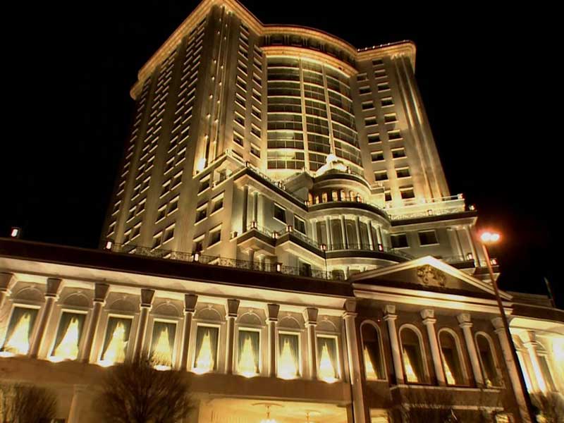 هتل ۵ ستاره قصر طلایی مشهد