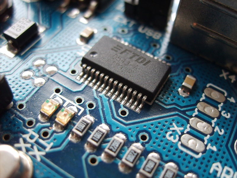 آموزش تخصصی الکترونیک /رباتیک/میکروکنترلر های AVR و ARM