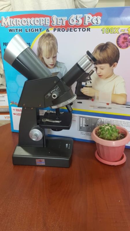 میکروسکوپ دانش آموزی