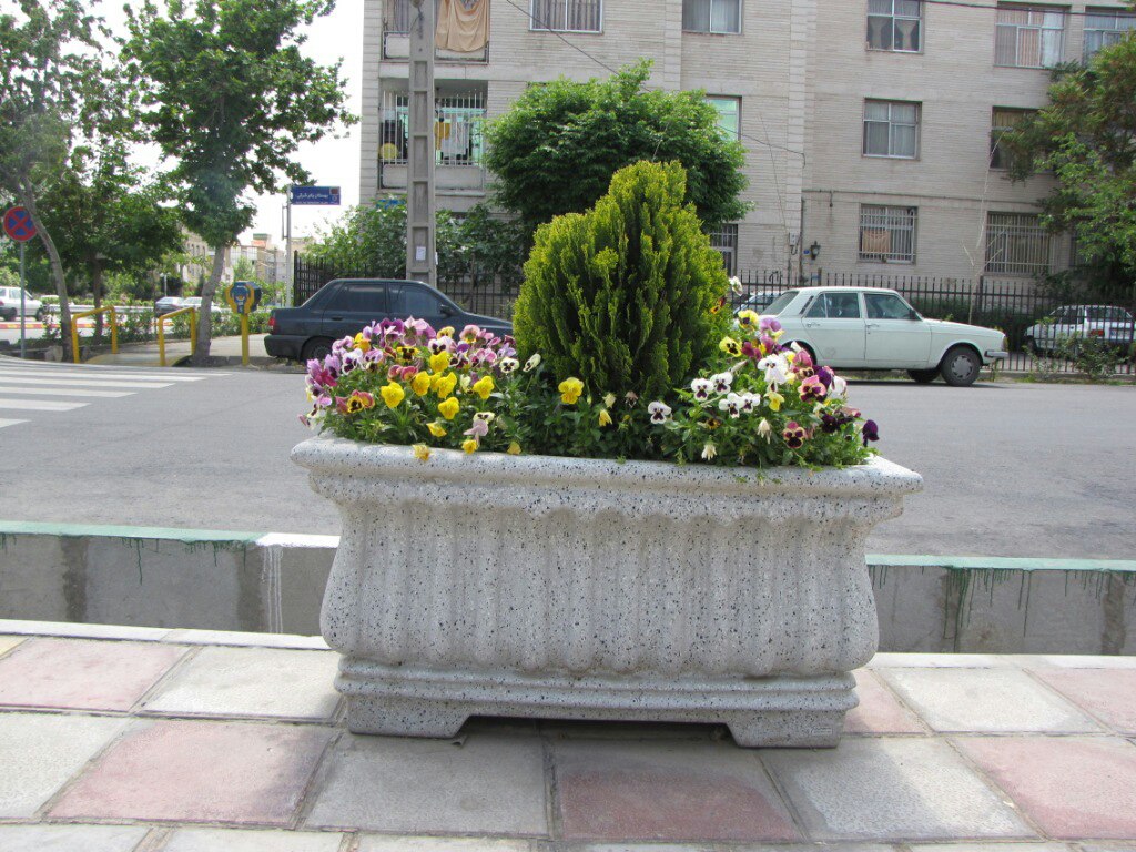 فلاورباکس و گلدان خانگی و شهری