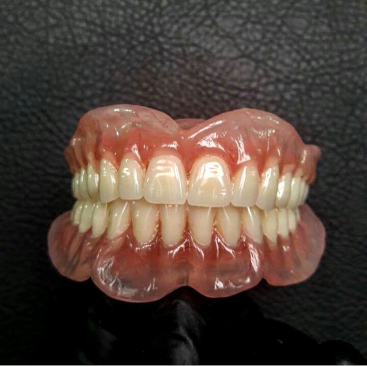 لابراتوار _دندانسازی دنتال