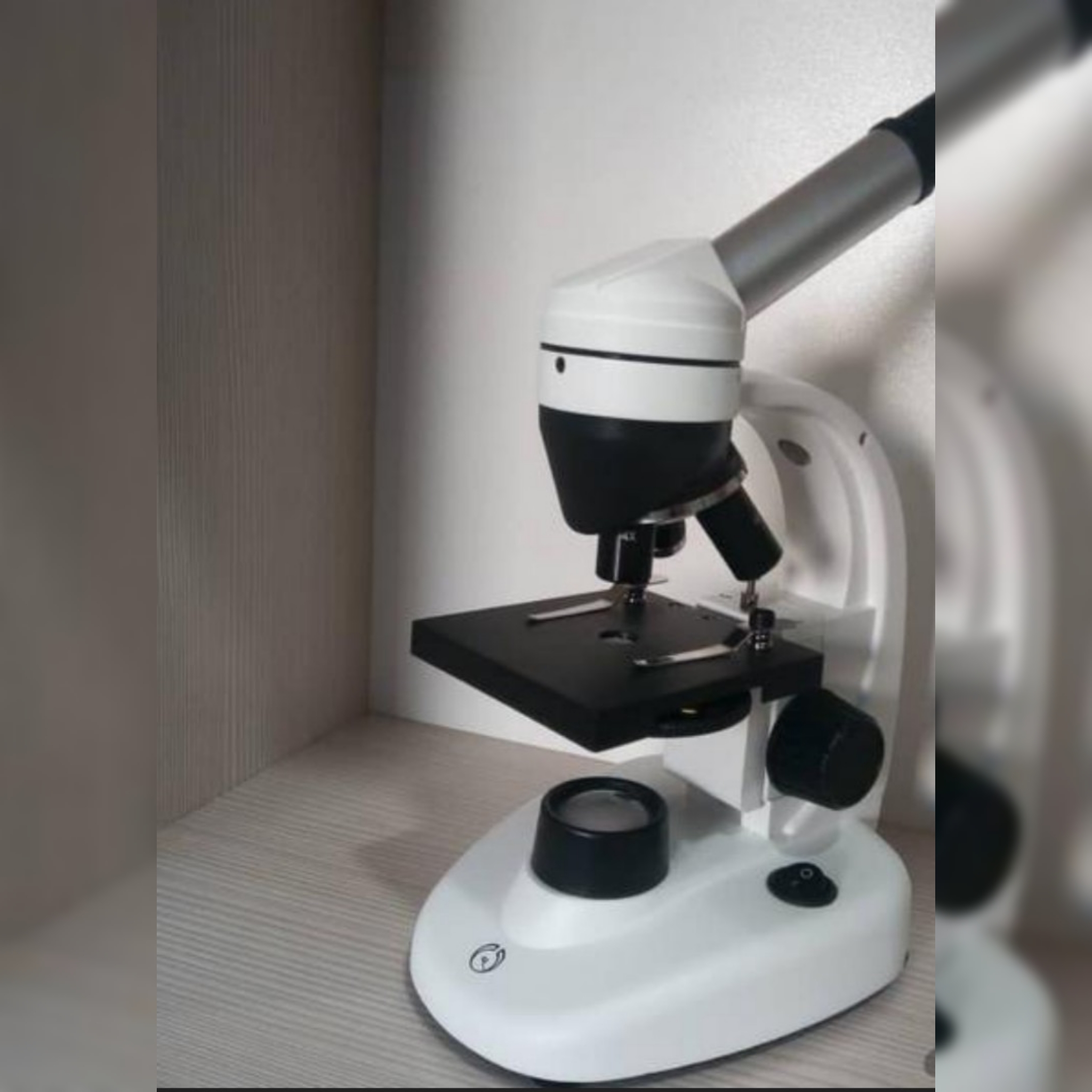میکروسکوپ بیولوژی تک چشمی ۶۴۰برابر
