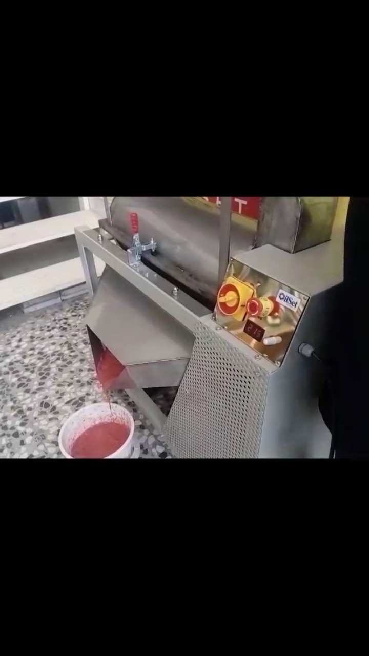 فروش دستگاه چند کاره آب گوجه گیری.آب لیمو گیری.آب غوره گیر و