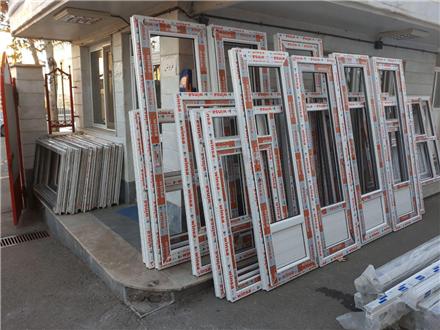 ساخت و نصب انواع پنجره های UPVC