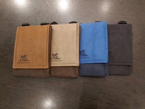 کیف تبلت در ۴ رنگ مختلف