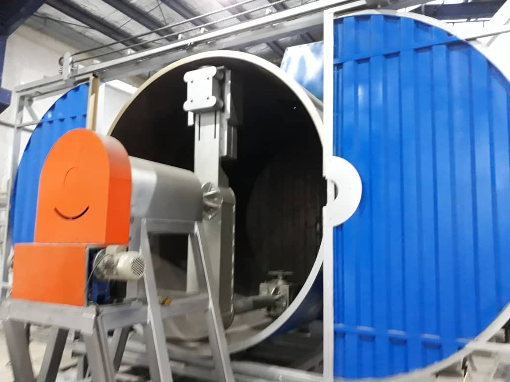 فروش انواع ماشین آلات تولید مخازن آب (ROTOMOLDING)روتومولدینگ