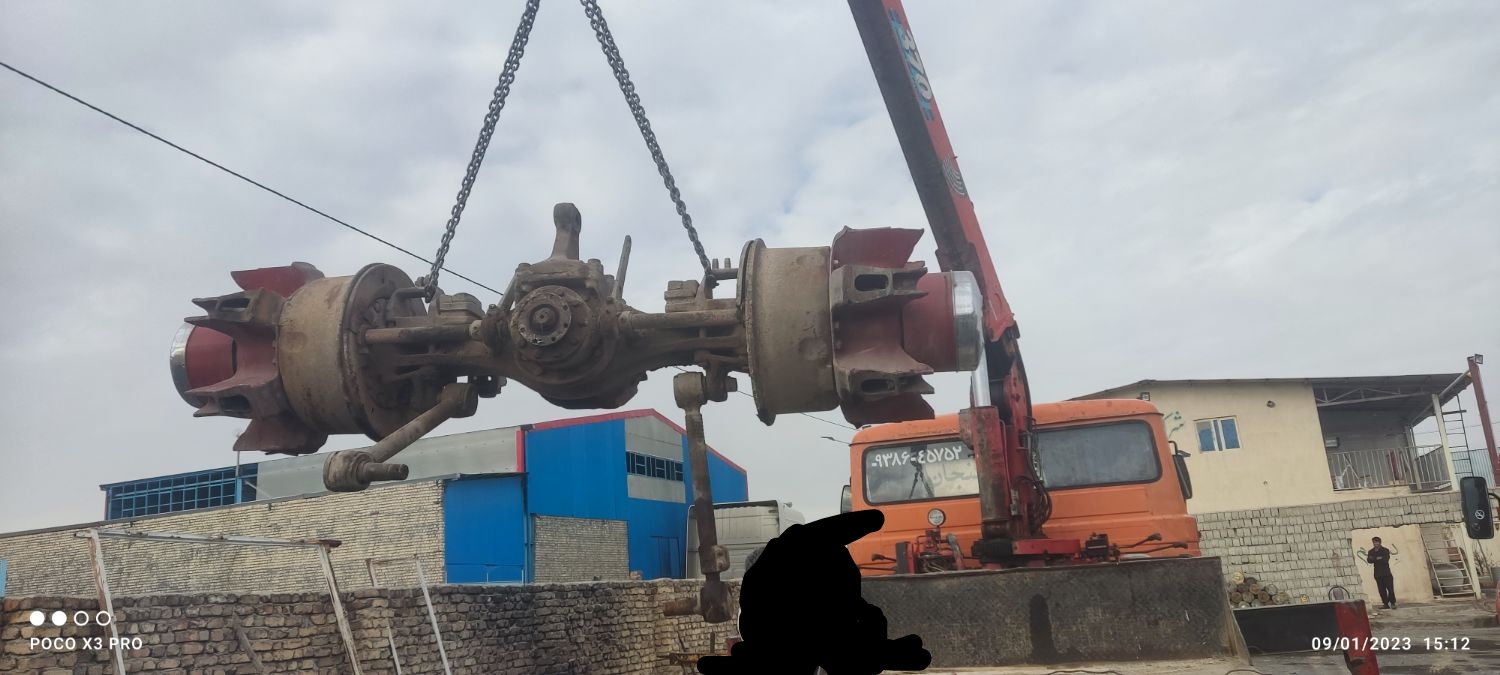 کمک استرلینگ بنز ده چرخ فابریک استرلینگ بسیار سالم و بشرط