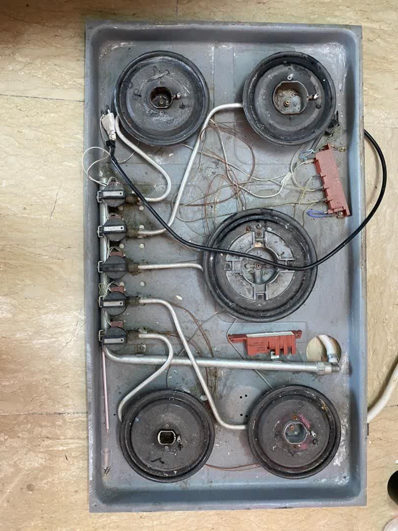 نصب و سرویس انواع اجاق گاز، فر و هود
