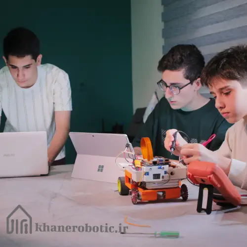 آموزشگاه خانه رباتیک ایران