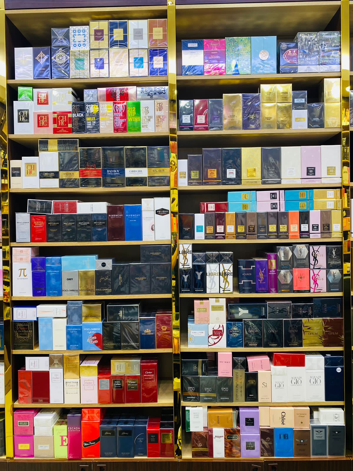 عطر و ادکلن